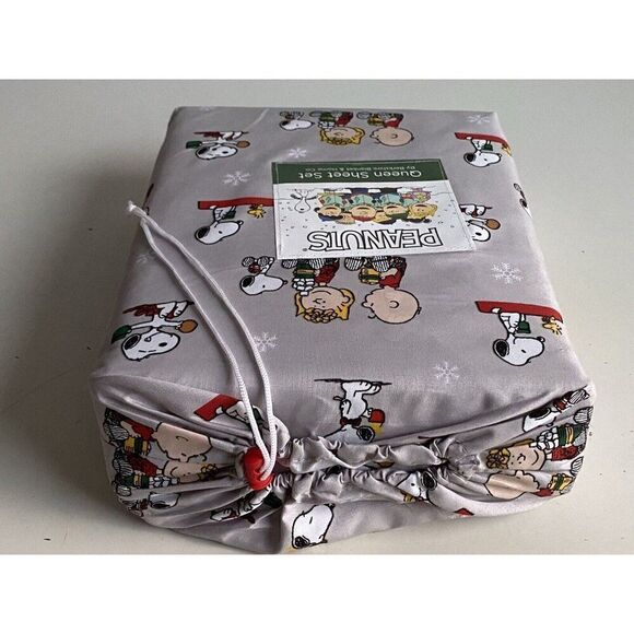 Peanuts Snoopy Woodstock QUEEN SIZE Sheet Set Sally Charlie Brown Christmas NEW - Picture 14 of 15